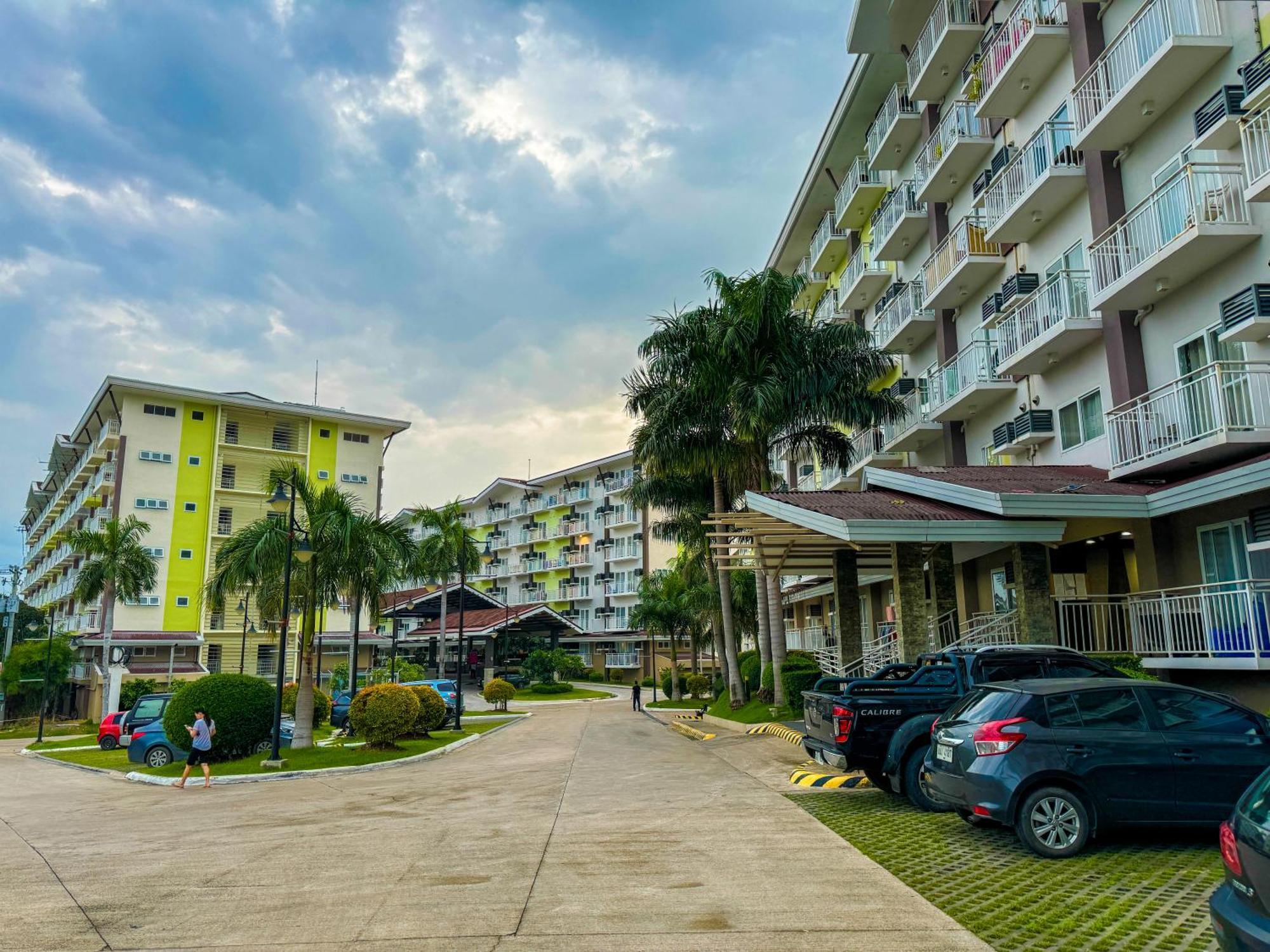 Ania Rooms@Amani Grand Residences Near Airport Lapu-Lapu City Exterior foto